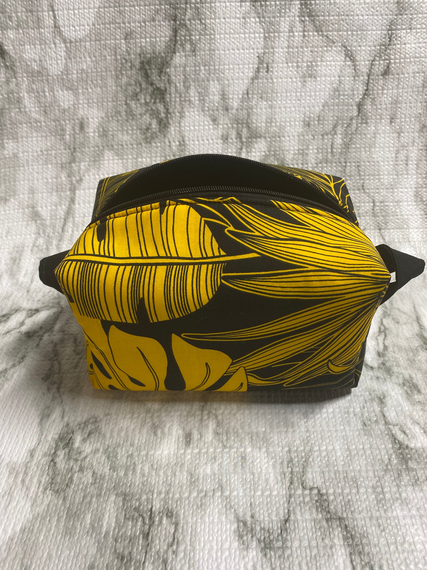 Tropical Leaves Make-Up Bag