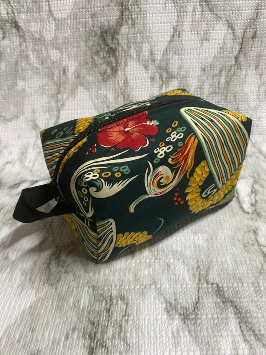 Hibiscus Make-Up Bag